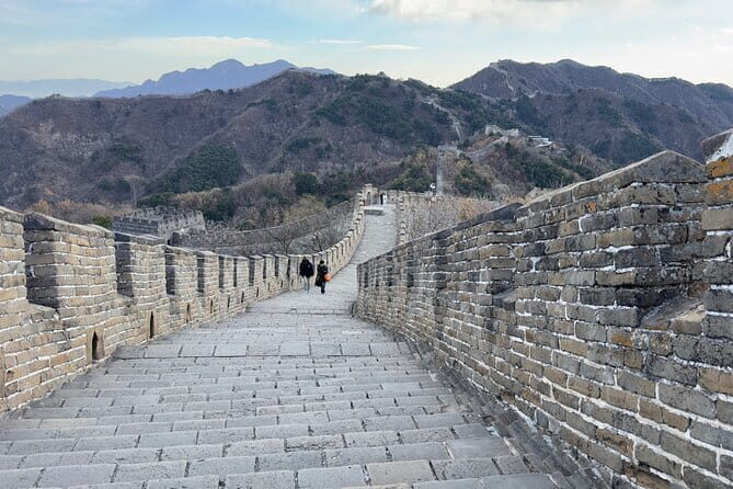 Mutianyu Great Wall VIP Pass Tour with English Speaking Driver - Key Points