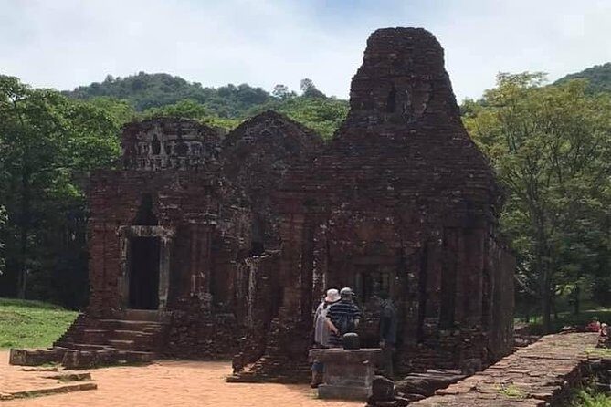 My Son Early Morning Tour & Golden Bridge Ba Na Hill via Cable Car Tour(Private) - What’s Included and What’s Not