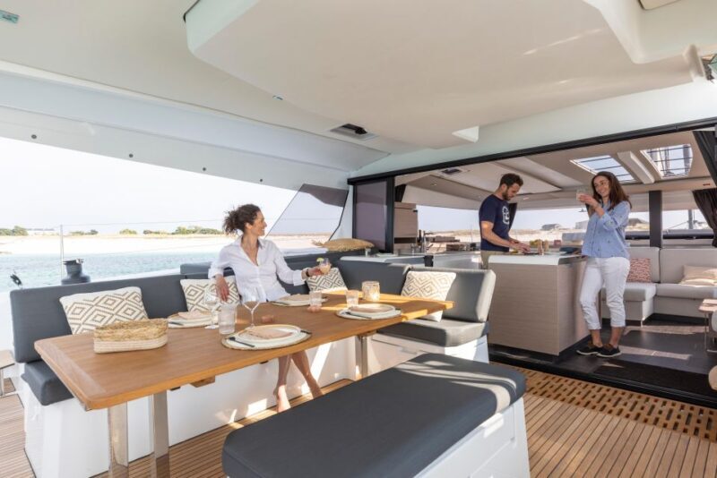 Mykonos: Catamaran Cruise with 3-Course Meal and Transfers - Mykonos: Catamaran Cruise with 3-Course Meal and Transfers