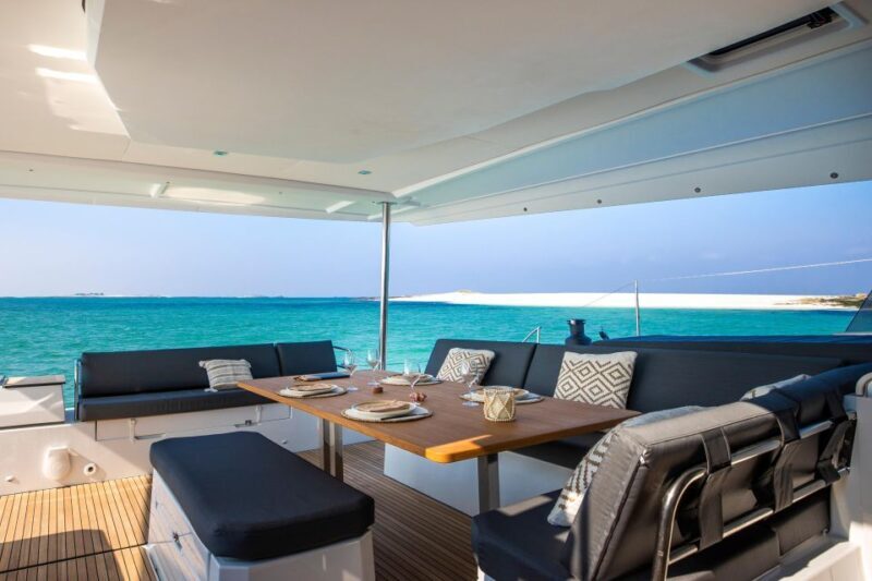 Mykonos: Catamaran Cruise with 3-Course Meal and Transfers - What We Love About This Tour