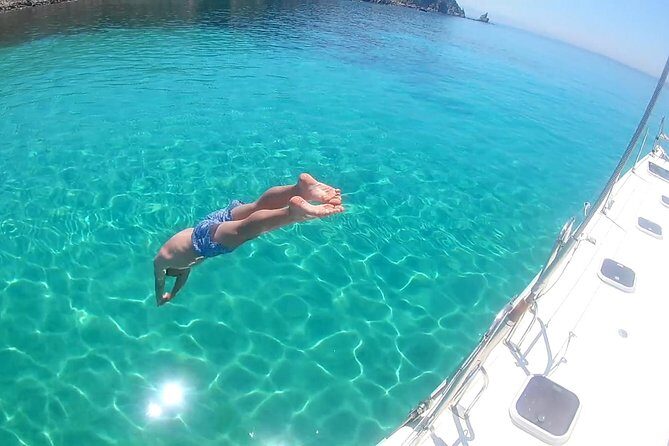 Mykonos Catamaran Full Day Private Cruise, 8-flavor Meal & Drinks - An In-Depth Look at the Mykonos Catamaran Private Cruise