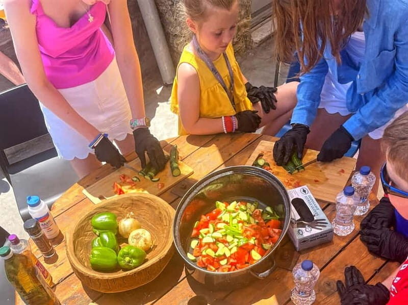 Mykonos: Group Cooking Class at the Home of a Local Family - Key Points