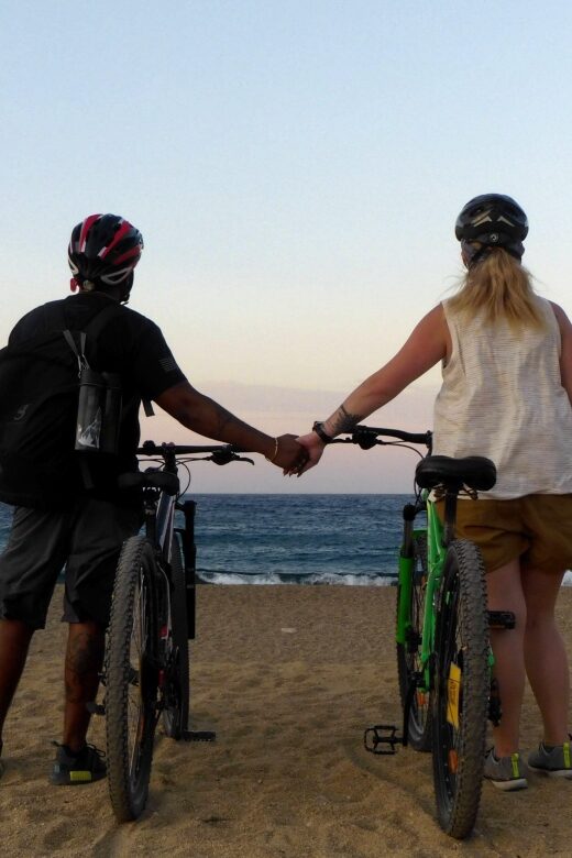 Mykonos' Romantic Bike Tour with private Picnic at the Beach - Key Points