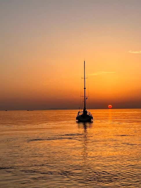 MYKONOS SOUTH COAST EVENING SEMI PRIVATE CRUISE - Key Points