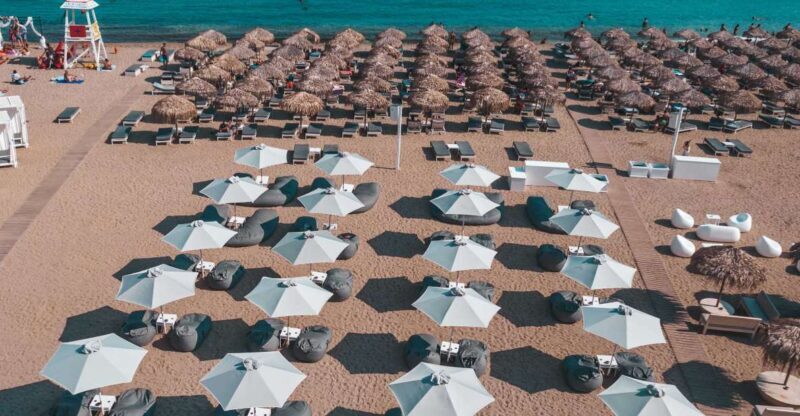 Mykonos: Super Paradise Beach with Sunbed at Thalas Mykonos - Mykonos: Super Paradise Beach with Sunbed at Thalas Mykonos