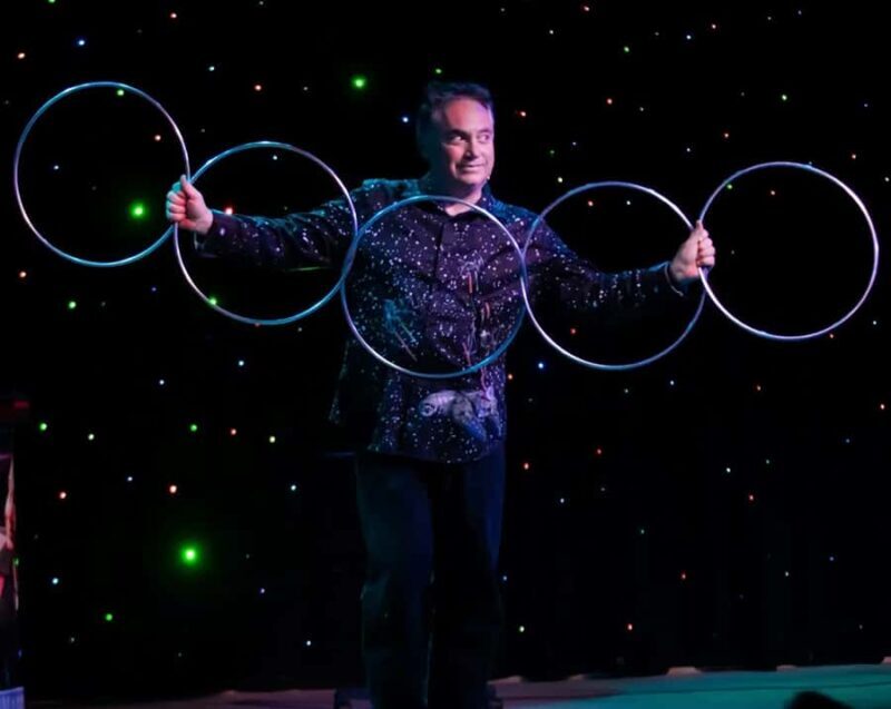 Myrtle Beach Mall: Magic & Comedy Show by Michael Bairefoot - What Makes This Show Special?