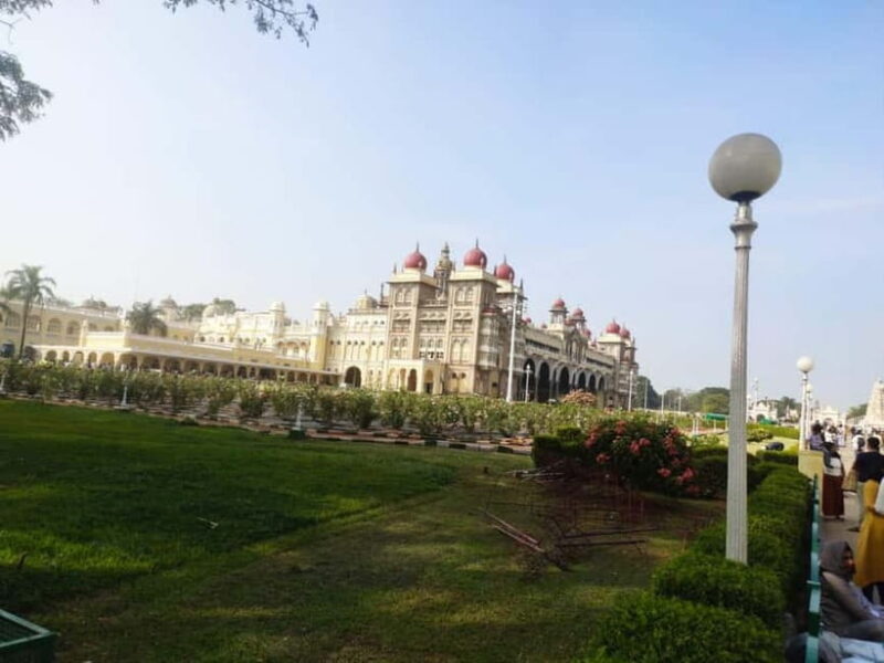 Mysore: Palace, Art Gallery & Devaraja Market Walking Tour - The Sum Up