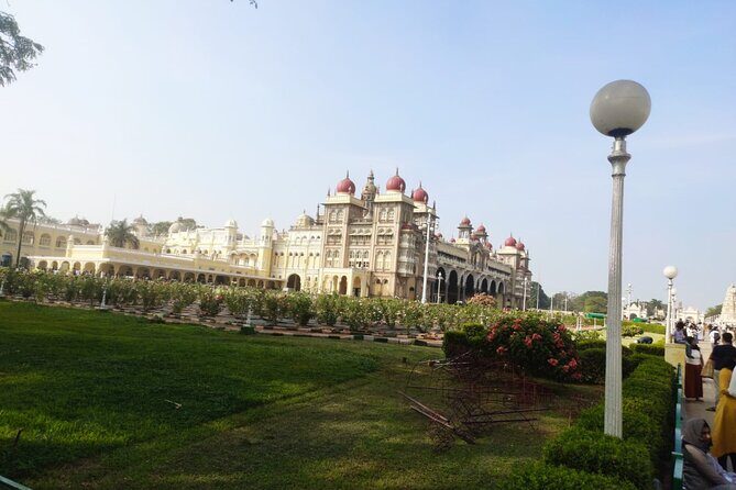 Mysore Palace + Jaganmohana Art Gallery + Devaraja Market = Mysore Heritage Walk - Who Is This Tour Best For?