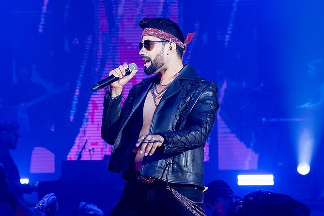 MYST Cancun Tickets Mexican Madness Music Show and Dinner - Key Points