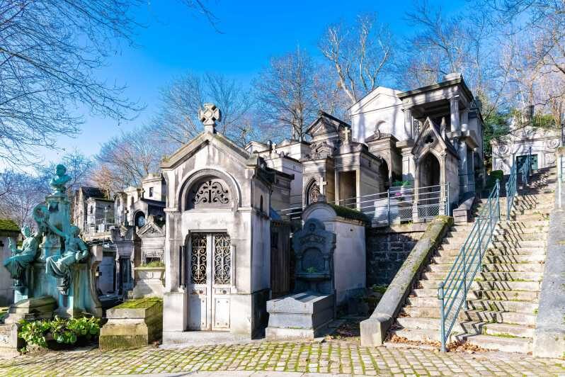 Mysteries of Père Lachaise - Exploring Père Lachaise: A Closer Look at the Tour