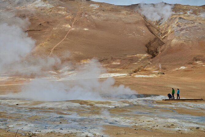 Myvatn Nature Baths & Goðafoss Waterfall Akureyri Shore Excursion - Who Should Book This Tour?
