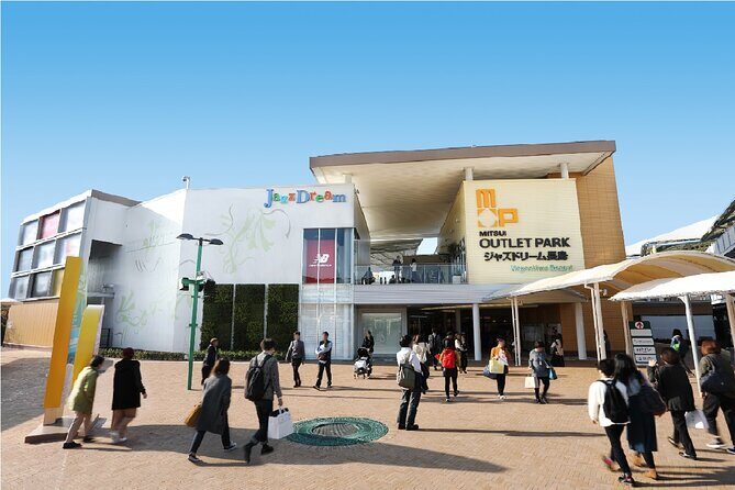 Nabana no Sato, Gozaisho Frozen Tree and Outlet Tour from Osaka - Exploring Nabana no Sato: Japan’s Winter Light Wonderland