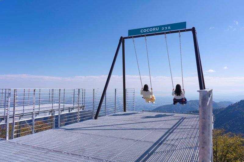 Nabana no Sato & Gozaishodake Ropeway Day Tour from Osaka - What the guide and language support are like