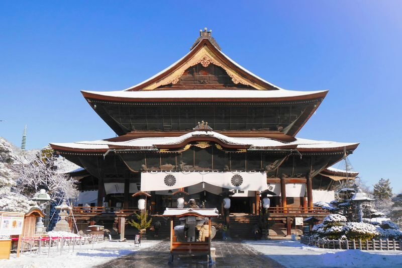 Nagano Winter Private Tour with a local guide (from November to May) - Lunch is a useful local detour