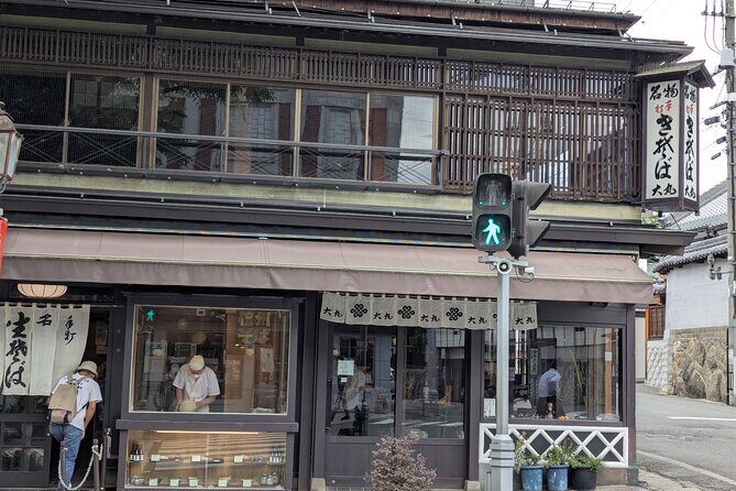 Nagano Zenkoji Temple Town Walking Tour and Oyaki Tasting - Who Should Book This Tour?