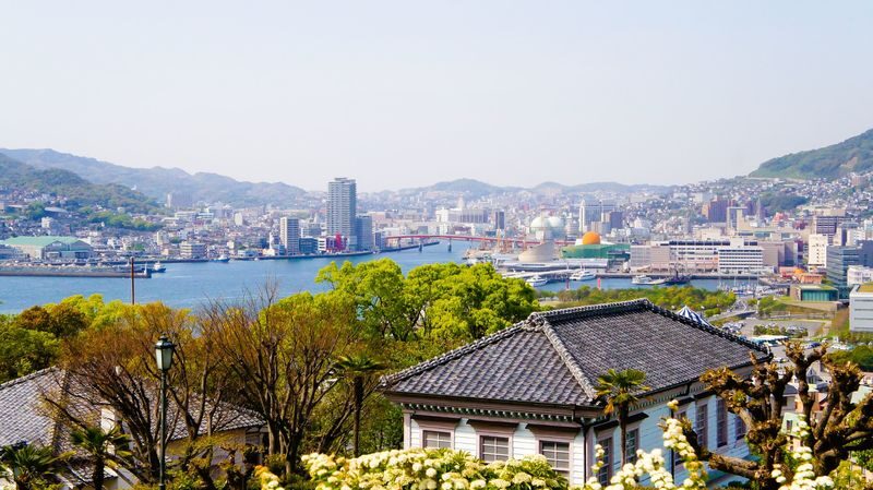 Nagasaki Glover Garden & Shinchi Chinatown Day Trip with Tram Ride - Glover Garden: time to explore at your pace