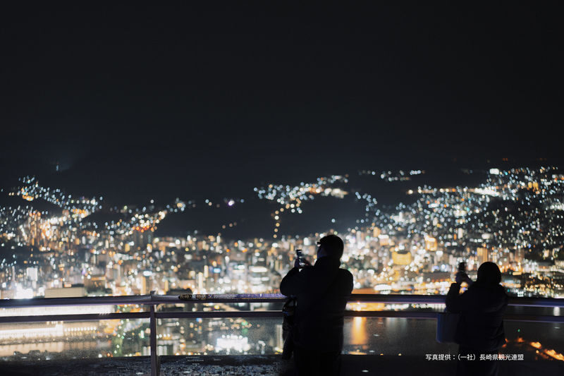 Nagasaki Mt. Inasayama & Glover Garden Night Tour - Oura Cathedral and the quieter mood
