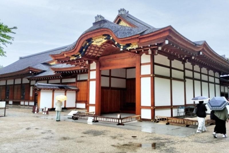 Nagoya Castle & Hisaya-odori Park Half-Day Small Group Cultural Tour - What $35.35 buys you