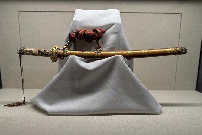 Nagoya Castle Private Guided Tour - Nishinomaru Treasure Museum (20 Minutes)