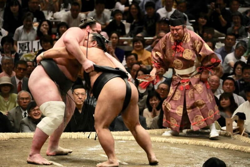 Nagoya: Grand Sumo Tournament Tour - A Deep Dive into the Nagoya Grand Sumo Tournament Tour