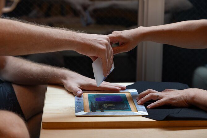 Nagoya Kuro Montsuki Traditional Family Crest Dyeing Workshop - Key Points