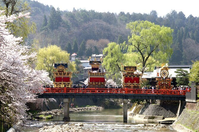 Nagoya to Takayama & Shirakawa World Heritage English Guide - Who Should Consider This Tour?