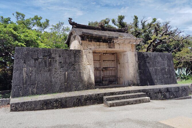Naha: 1.5h Shurijo Castle Tour into the Heart of Ryukyu - FAQ Section