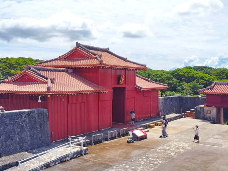 Naha: 1.5h Shurijo Castle Tour into the Heart of Ryukyu - The Opening Gate Ceremony: A Rare Glimpse