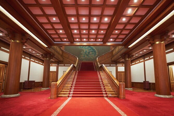 Nami Island and Petite France Private Tour - Authentic Experiences and Authenticity