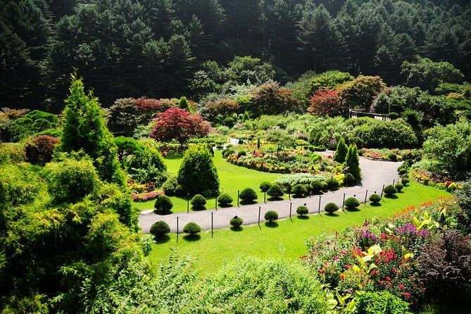 Nami Island& Petite France& Garden of Morning Calm& Italian Village One-Day Tour - Frequently Asked Questions