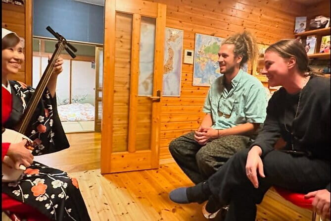 Nanbu Teodori Taught by the World's Top Master - A Unique Cultural Opportunity in Aomori: Learning Nanbu Teodori from Japans Top Master