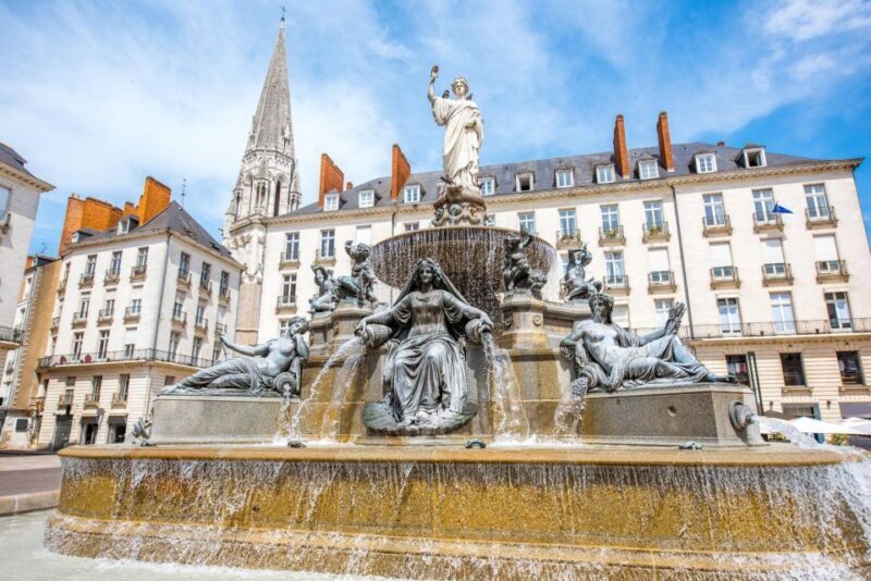 Nantes: Express Walk with a Local in 60 minutes - What’s Missing?
