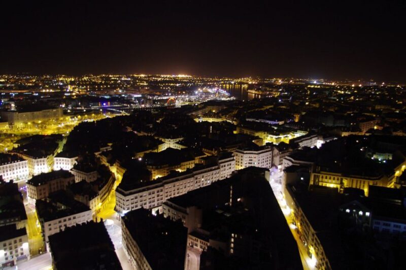 Nantes: Private Walking Tour with a Local - Key Points