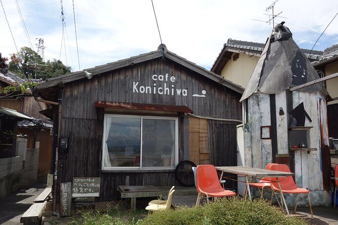 Naoshima private tour by national licensed tourguide - Key Points