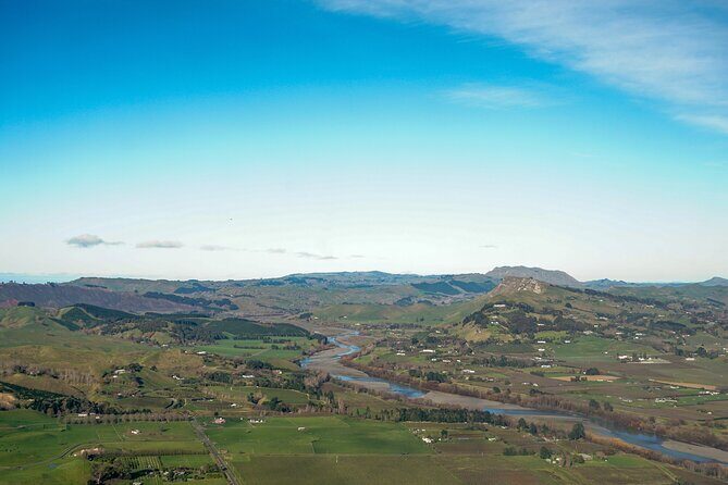 Napier Helicopter Flight & Classic Car Transfer - Who Will Love This Experience?