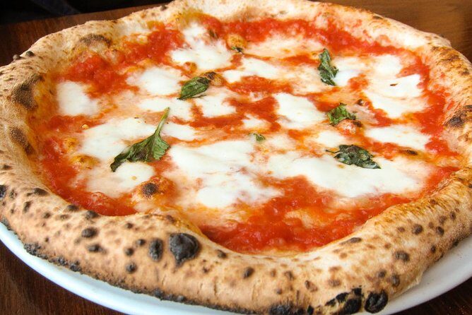 Naples and Pompeii Full-day Tour with Pizza Lunch from Rome - Exploring Pompeii: The Ancient Roman City