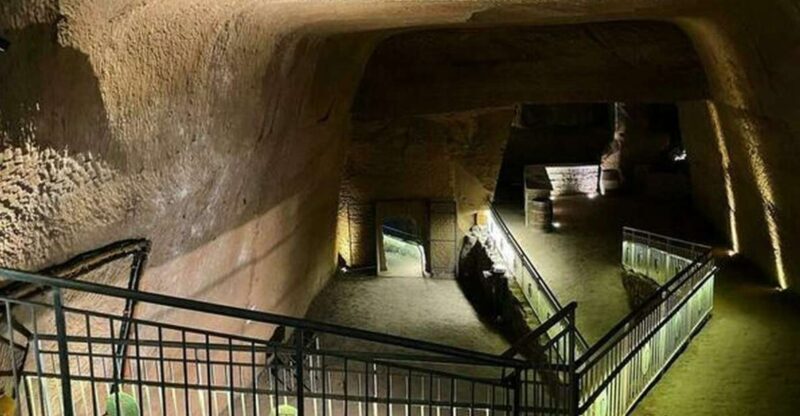 Naples: City and Lapis Museum Tour with an Archaeologist - Practical Details and What To Expect