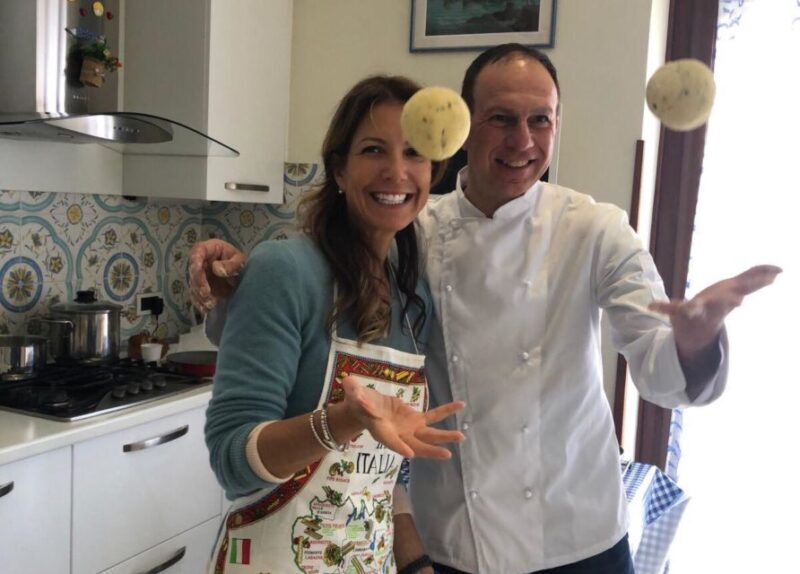 Naples: Fresh Pasta Cooking Class and Dinner with a Local - Key Points
