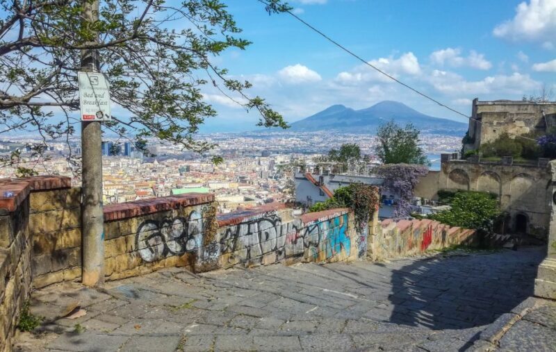 Naples Panoramic walking tour thourgh La Pedamentina scale - Key Points
