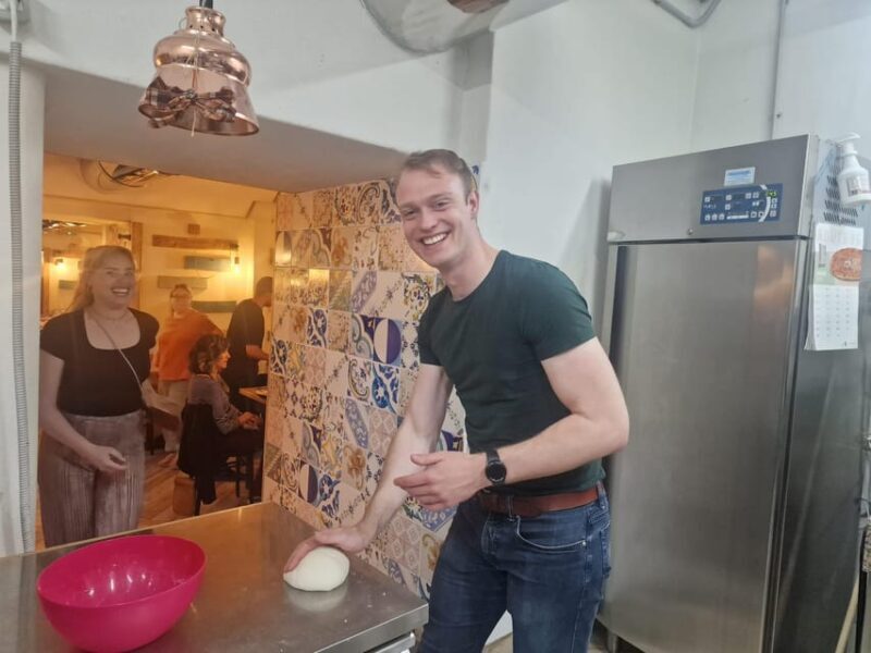 Naples: Pizza Making Class with Local Pizzaiolo - Authenticity and Experience Quality