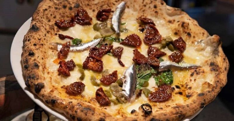 Naples: Pizza tasting gourmet experience - Who Should Consider This Tour?