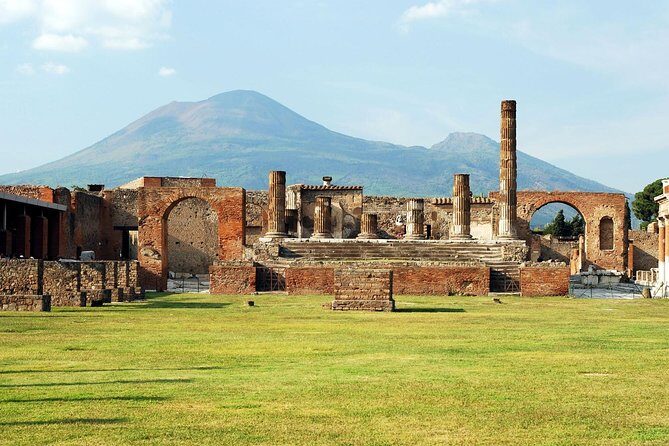 Naples: Pompeii & Herculaneum Day Trip  Small Group Tour - Key Points