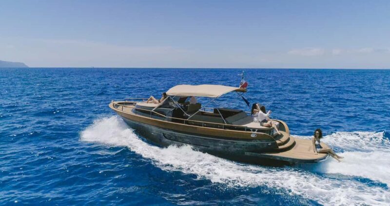 Naples: Small Group Sunset Cruise by Boat with Spritz - An In-Depth Look at the Naples Sunset Boat Tour