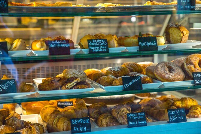 Naples Small Group Walking Tour & Street Food Experience - An In-Depth Look at Naples’ Main Attractions