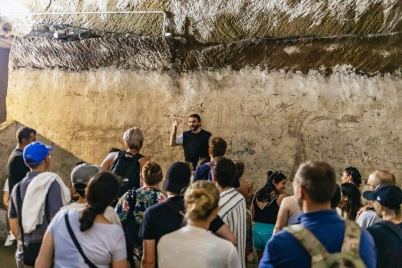 Naples: Spanish Quarters Underground Guided Tour - Exploring the Underground of Naples: What You Can Expect