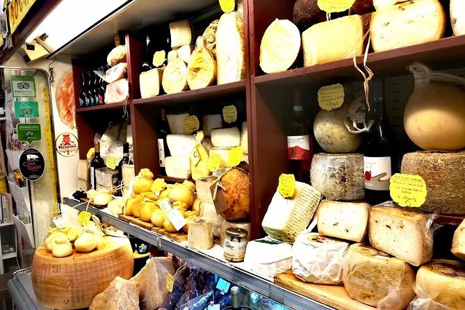 Naples: Street Food and Sightseeing Tour with Local Expert - A Deep Dive Into the Naples Street Food and Sightseeing Tour
