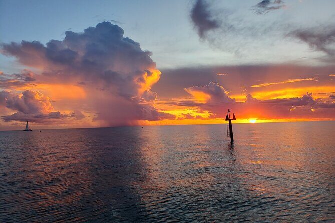 Naples Sunset Cruise 40' Vessel - A Detailed Look at the Naples Sunset Cruise Experience