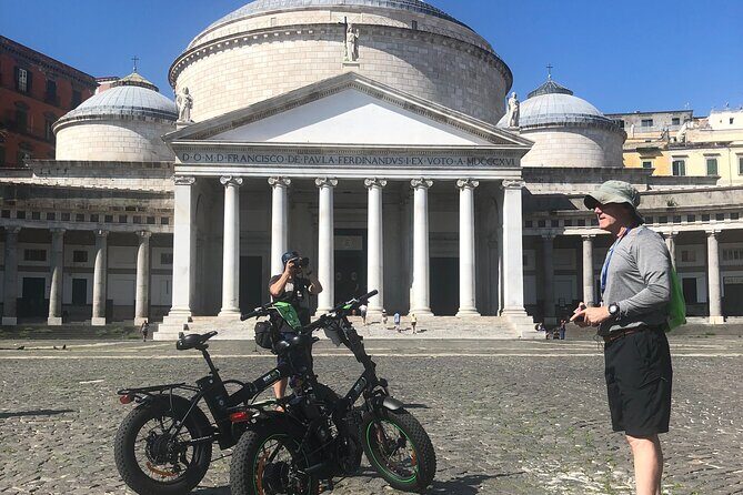 Naples tour by E-BIKE - In-Depth Review: The Naples E-Bike Tour