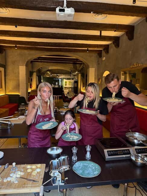 Napolitan Secrets: Pasta & Tiramisù Class for Food Lovers - Exploring the Experience in Depth