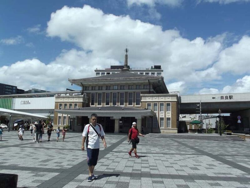 Nara: Dusk Walk with Calligraphy and Lanterns - Lantern Paths and Kasuga Taisha